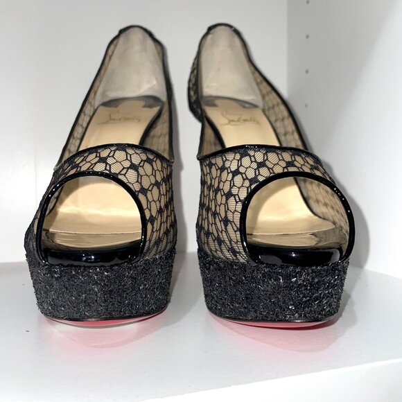 Christian Louboutin Platform Peep Toe Lace Patent Leather - Picture 3 of 9